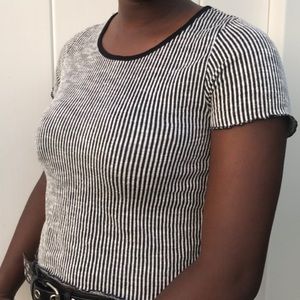 b&w vertical striped semi-cropped top